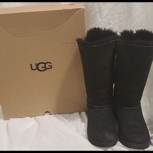 Women’s Ugg Boots (Tall) 7.5